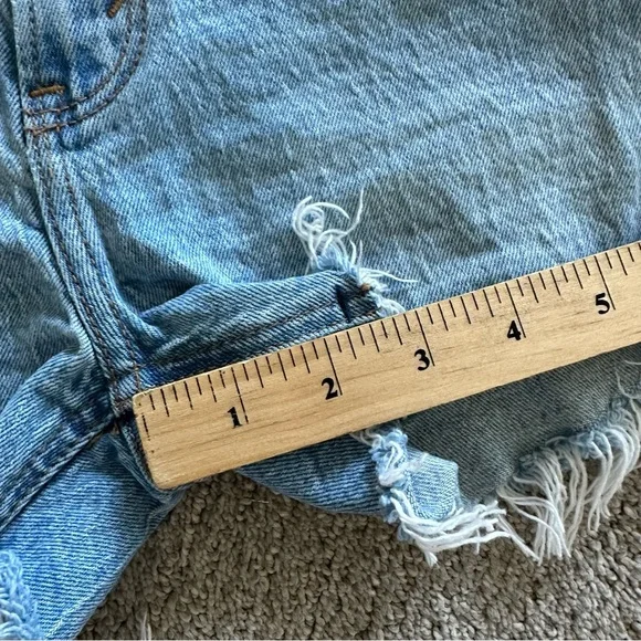 Abercrombie & Fitch The Mom Short High Rise Denim Shorts 24/00 - Picture 7 of 7